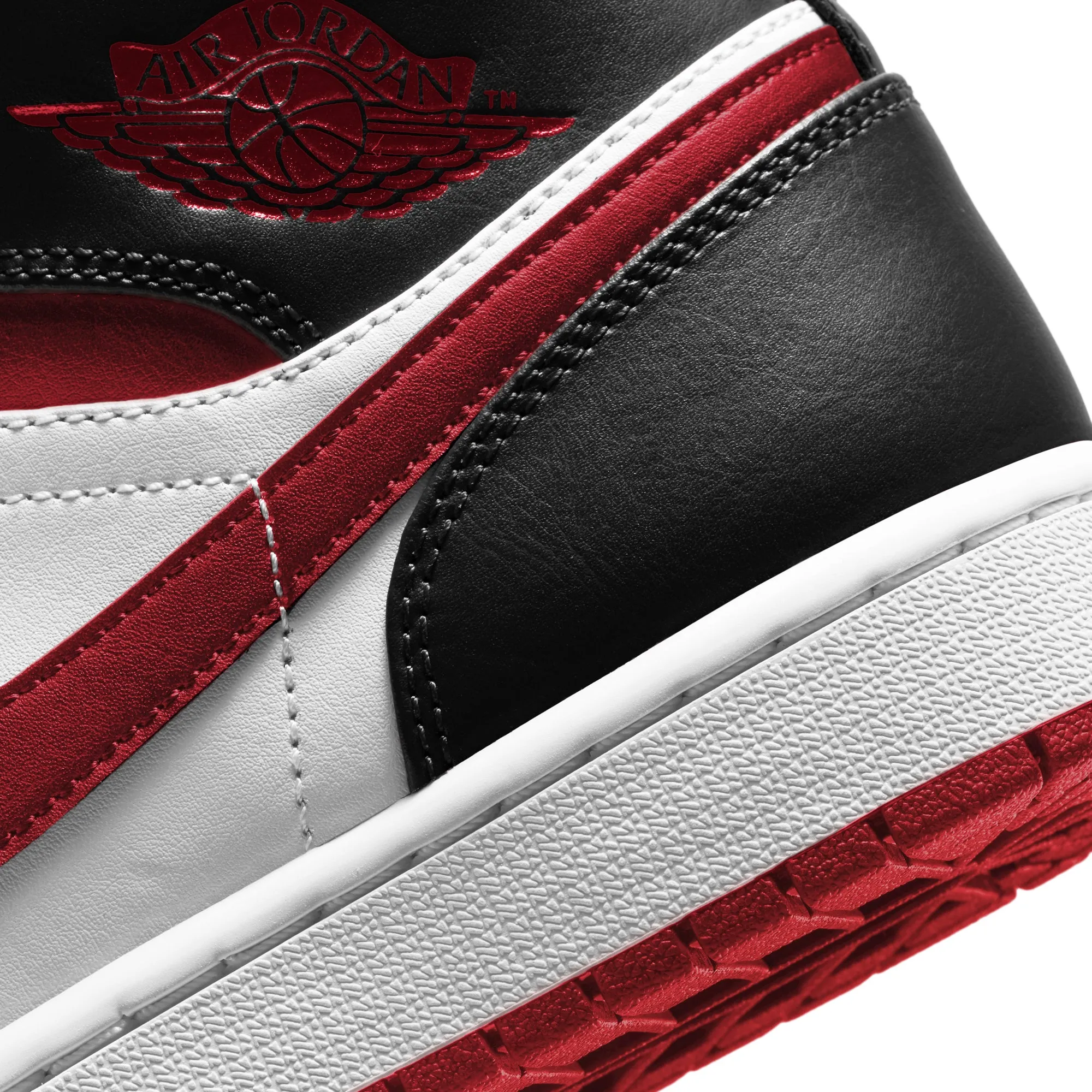 Air Jordan 1 Mid 'Metallic Red' 554724-122