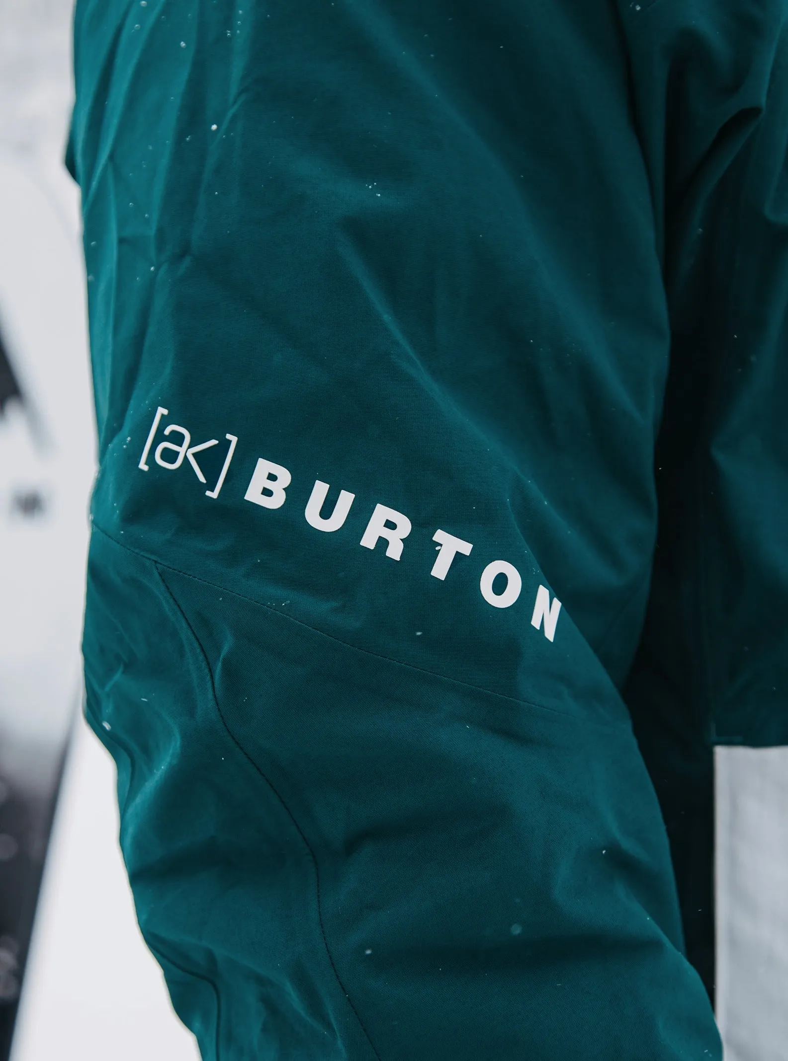 Burton AK GORE Velocity Anorak 2025