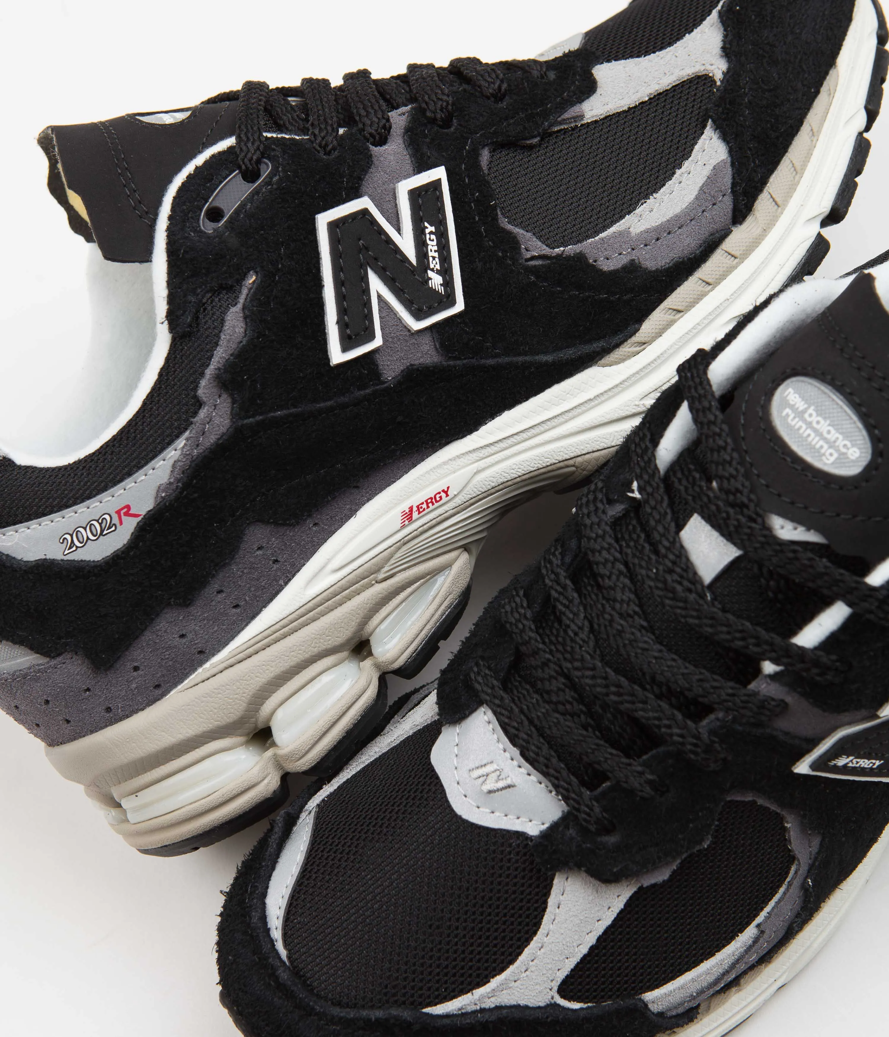 New Balance 2002R Shoes - Black