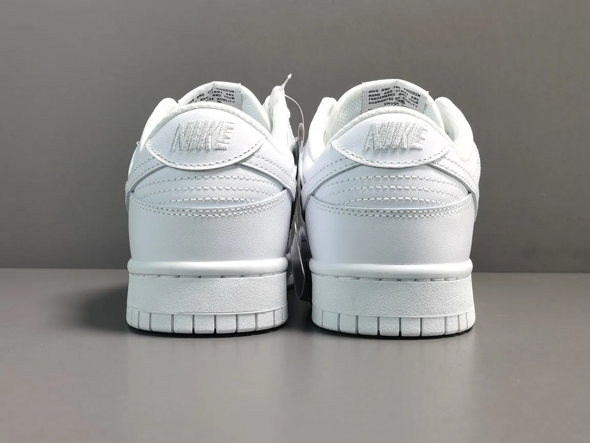 NIKE DUNK x TRIPLE WHITE